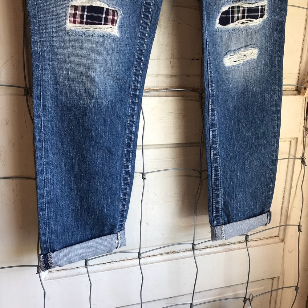 ⬇️ Miss Me Boyfriend Distressed Patched Jeans - Picture 4 of 7